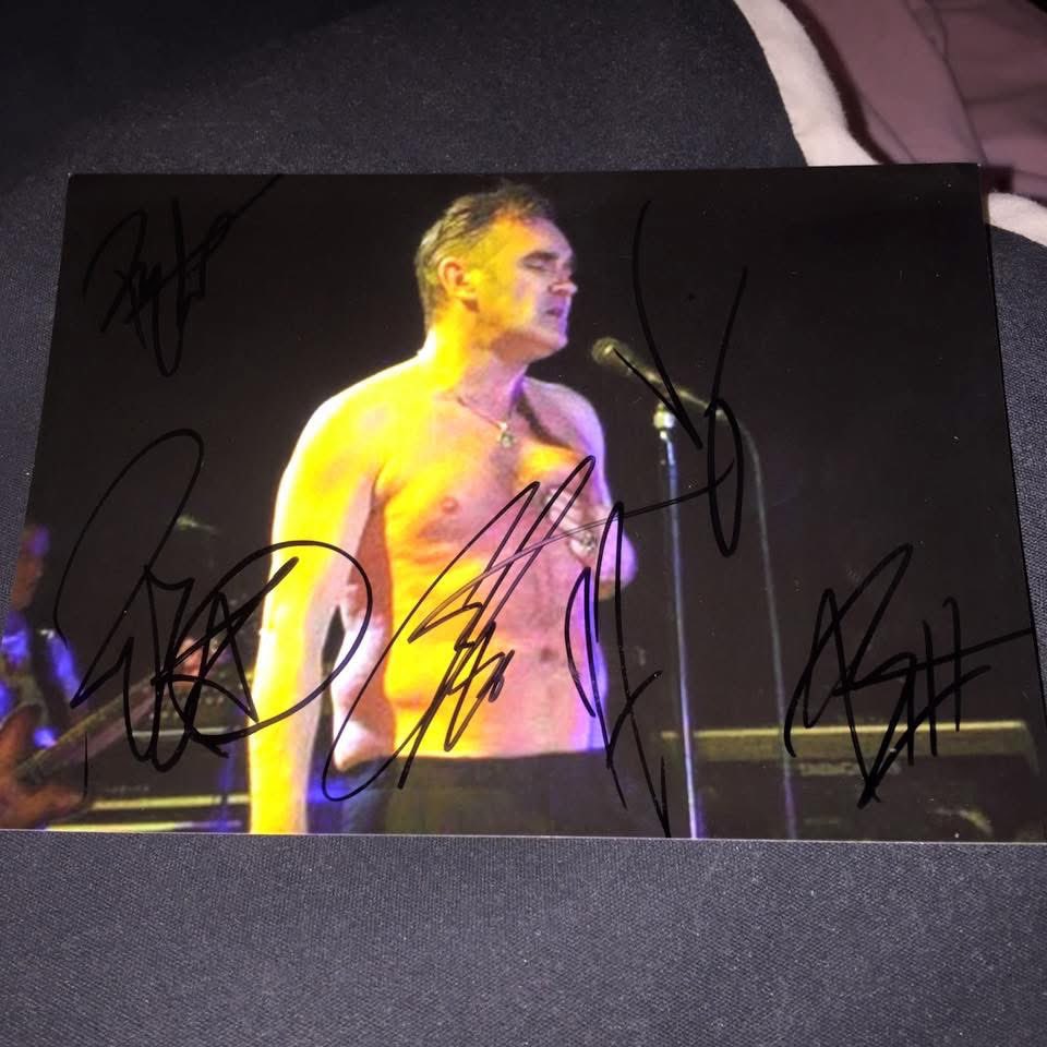 pepsibarbie's tweet photo. Do u remember this from 10 years ago @ChrisMotionless I think I hold one of the most valuable miw artifacts https://t.co/6XU3aQUFDW