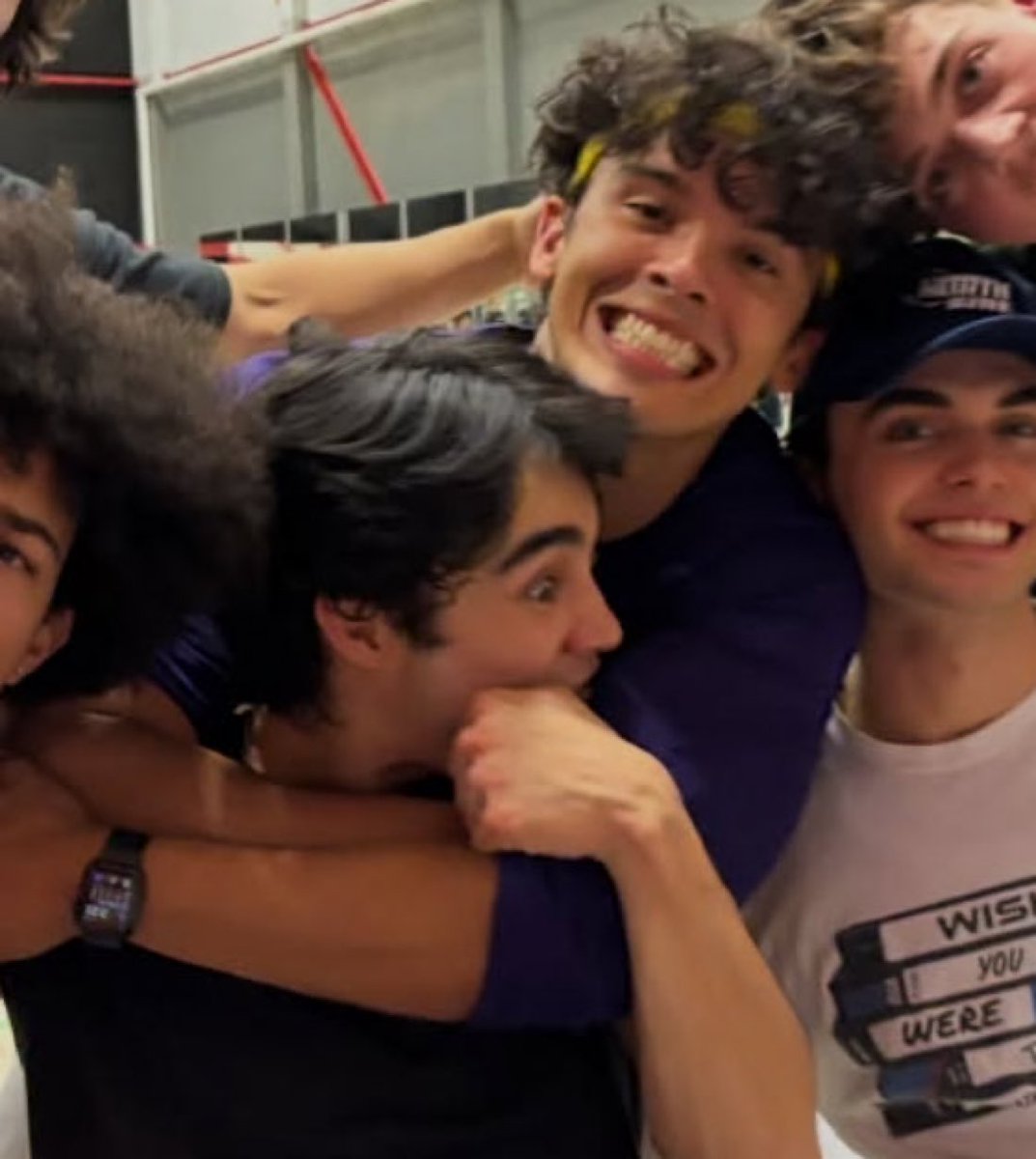 coleplexity's tweet photo. Idc they are boyfriends https://t.co/yPubk5HyAI
