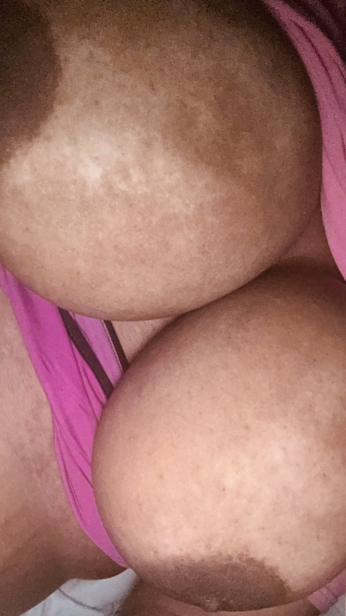 harperthebunny's tweet photo. white men that like black girls 🍒 💦 🙈🙈 #bwc #bigboobs #bwwm #horny #nsfwtwtًً https://t.co/HLA0HDjfUt