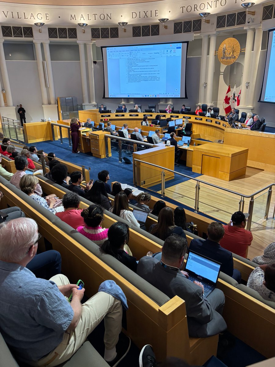 carolynhparrish's tweet photo. Mississauga Marathon Council 7 hour meeting today focused on Data Centres. We have 12 centres now that process health &amp; research information and phone data we all use every day. Have asked staff to do a factual analysis of the centres and design a bylaw that regulates new ones. https://t.co/P7VZRyzEAe