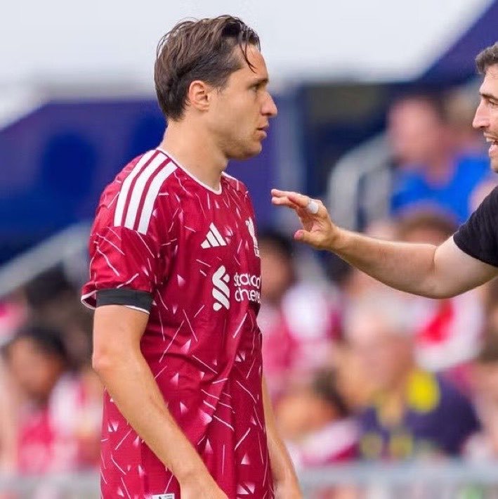 central_lfc_br's tweet photo. 🚨 | Federico Chiesa está doente e por isso está fora do amistoso de hoje.

🗞 @LewisSteele_ https://t.co/IFZOhbYLsl