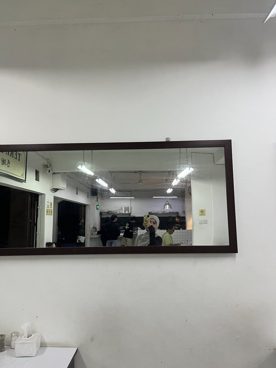 nssha_n's tweet photo. It's sad when we meet again after 3 months of being apart, but I'm happy to see you and I always love you🫶🏻 https://t.co/40j1XV8wE2