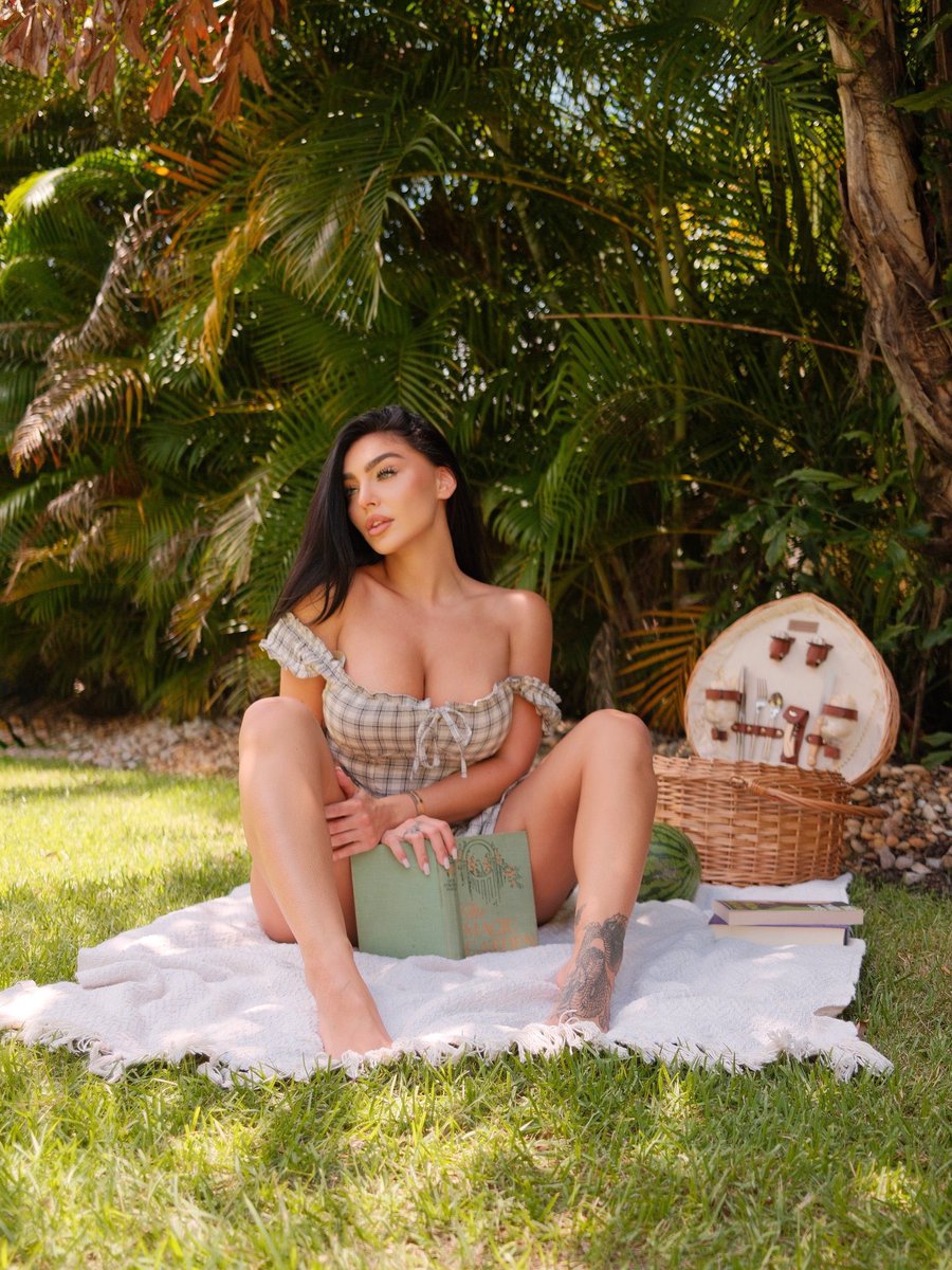 Emilyrinaudos's tweet photo. https://t.co/pHzrH0Txjp