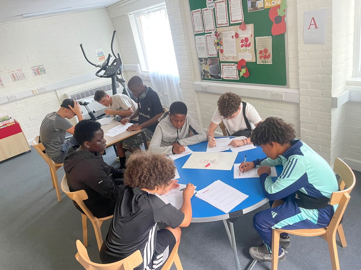 HawksmoorYouth's tweet photo. Informative workshops, sports and cooking all in todays session @YoungGreenwich Safe, welcoming environment for all young people living or in education in @Royal_Greenwich https://t.co/ZazWqWvMQp