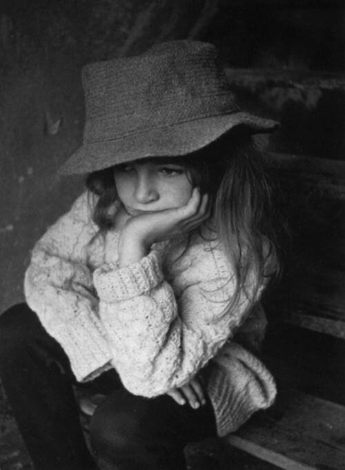 dailykatebushmx's tweet photo. It's midnight in Bexleyheath, Kent, England

Happy 68th birthday to Kate Bush 🎂

Writer of Running Up That Hill, Wuthering Heights, The Man With The Child In His Eyes...

For the next 31 hours: We share facts, stories, songs and memories celebrating her extraordinary career👠💃 https://t.co/B6EKmenery