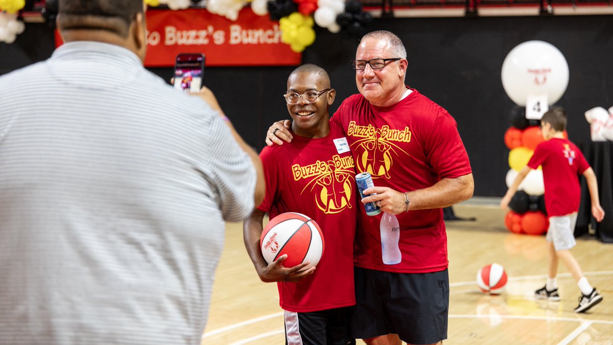 TerrapinHoops's tweet photo. Buzz's Bunch is almost here! There's still time to RSVP before Saturday!

8 AM - Camp Check-In - XFINITY Center Gate C
9 AM - Camp activities
11:15 AM - Lunch &amp; Autographs
Parking Available In Lot 9B

RSVP - https://t.co/TU6Vd80H2e
Donate To Support - https://t.co/NHig34eFTz https://t.co/5EoureX7MW