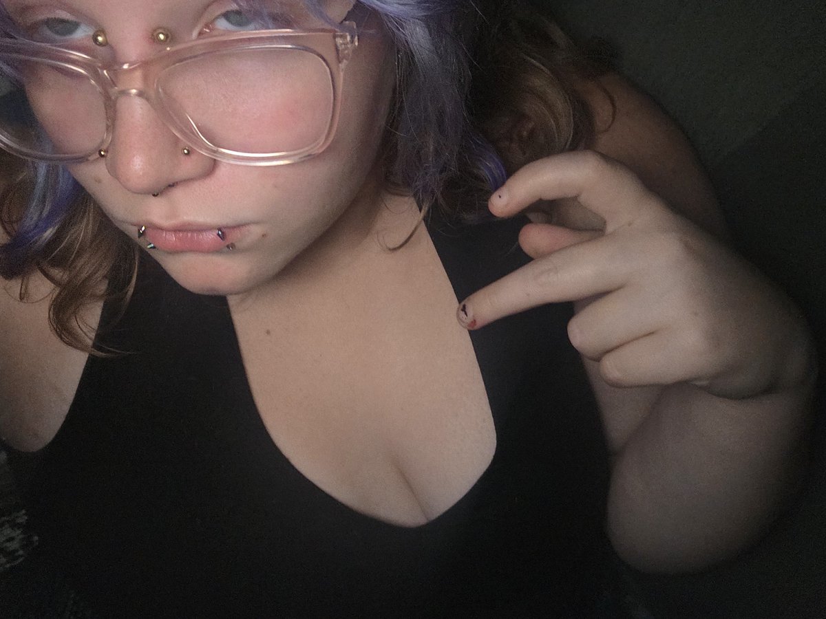 thatdumblilmutt's tweet photo. Alone housesitting....
What trouble should I get into?

.
.
.
#bbw
#plussize
#findom
#findomme
#domme
#payme https://t.co/ge8Uyc9d4N