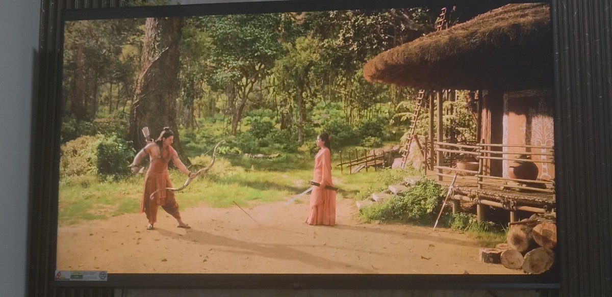 crazy__shikhu's tweet photo. Wait I thought we were doing Valmiki's #Ramayana 

There is no mention of Lakshman Rekha in it 

The protective line appears in later regional adaptations and folk plays, such as the Bengali Krittivasa Ramayana and the Telugu Ranganatha Ramayana https://t.co/bbwINm8Fdn