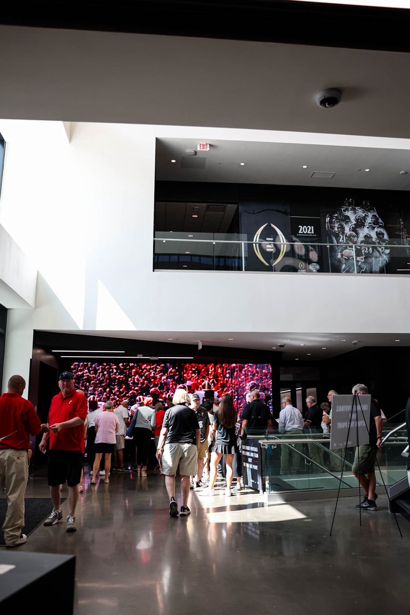 GoBearcatsFB's tweet photo. Getting excited for some UC Football 🙌

Thank you to all that joined us for another evening previewing the fall ahead! https://t.co/pykCRRzJCe