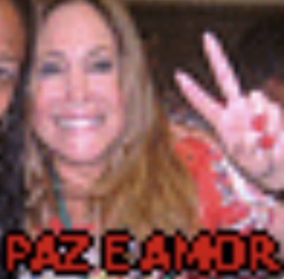 freudria's tweet photo. eu sempre pulo quando chega em I keep on thinking bout you every single day and night em card declined https://t.co/VAP86rCjQ8