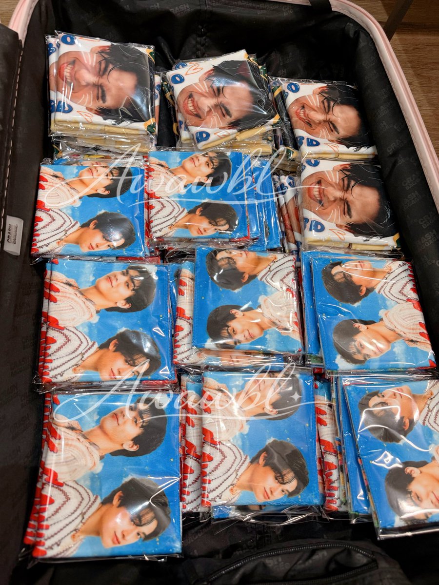 awawbl's tweet photo. Omg🥹
I'm so happy! It was the Gawin birthday support I made.
#JossGaiwnConcert https://t.co/WOd9orobhU