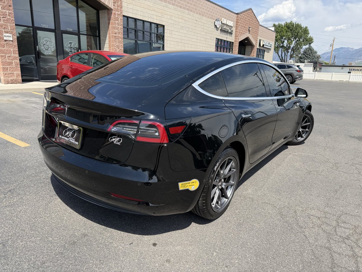 oboautosalesllc's tweet photo. β‘ 2020 Tesla Model 3 β‘
π 85K Miles
π Rebuilt/Restored Title
π² $19,499
π° $6,000 Down
π³ $600/Month
Drive electric with style and performance!
π OBO Auto Sales
π 801-561-3028
#Tesla #Model3 #ElectricVehicle #EV #OBOAutoSales #UtahCars #CarDeals #DriveElectric #TeslaLife https://t.co/UawxtPMuey