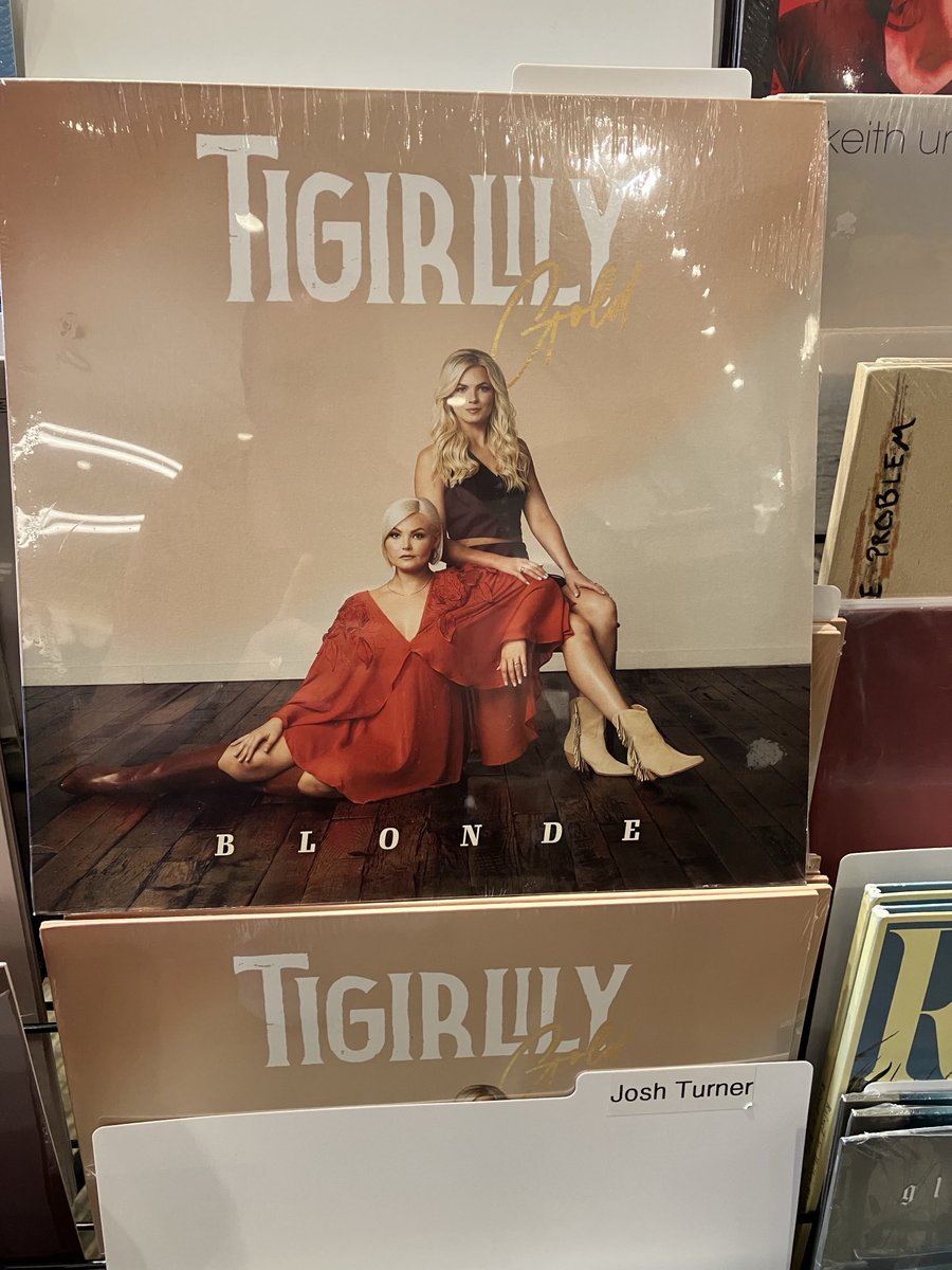 ltimmerman25's tweet photo. At the Grand Ol Opry gift shop… I wish @tigirlily was playing tonight!!! https://t.co/UPGzno9BVk