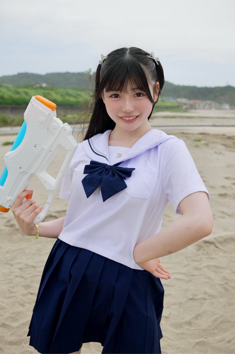 MOMO_whsp's tweet photo. おはもも🍑
セーラー服と水鉄砲❤︎  #ホワスピ https://t.co/lwUcmTiWxk