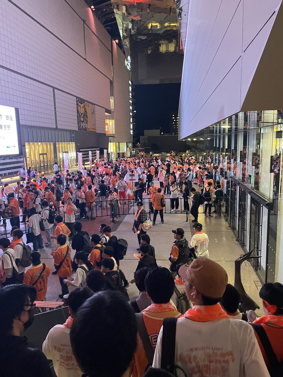 pkmcmt's tweet photo. 東京離脱
本当に最高のライブをありがとうねねち😭
まだまだ余韻に浸りたいし全っ然語りたりてないけど…！いろんなねっ子とも会えて嬉しかった！
ねねちとねっ子に特大感謝！！
推し活人生最高の夏の思い出です https://t.co/oYE5YBYVnv