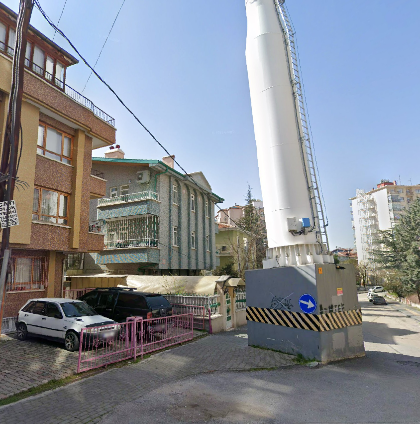 Ygt8Efe's tweet photo. @wolowos___ bunlar biri konyadaki kıçı kırık travmayı iki yol kenarı ağacı ve sokak lambasını put yapmış her yere yazdırmayı öğretmiş devam ediyorlar. Melih ankarada insanların camının önünden direği geçen teleferik yaptı ya https://t.co/RmnlUgqrJ3