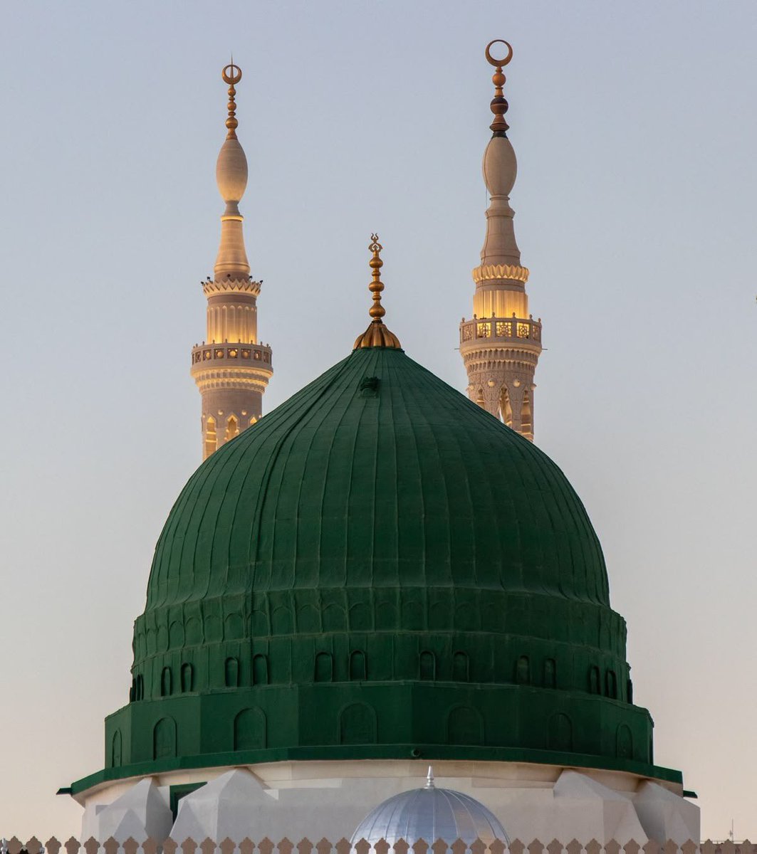 ItsUmmeKhan's tweet photo. انﷺَ پہ درود پڑھ کے معطر ہوئی حیات❤️ https://t.co/U6DorS4r3B
