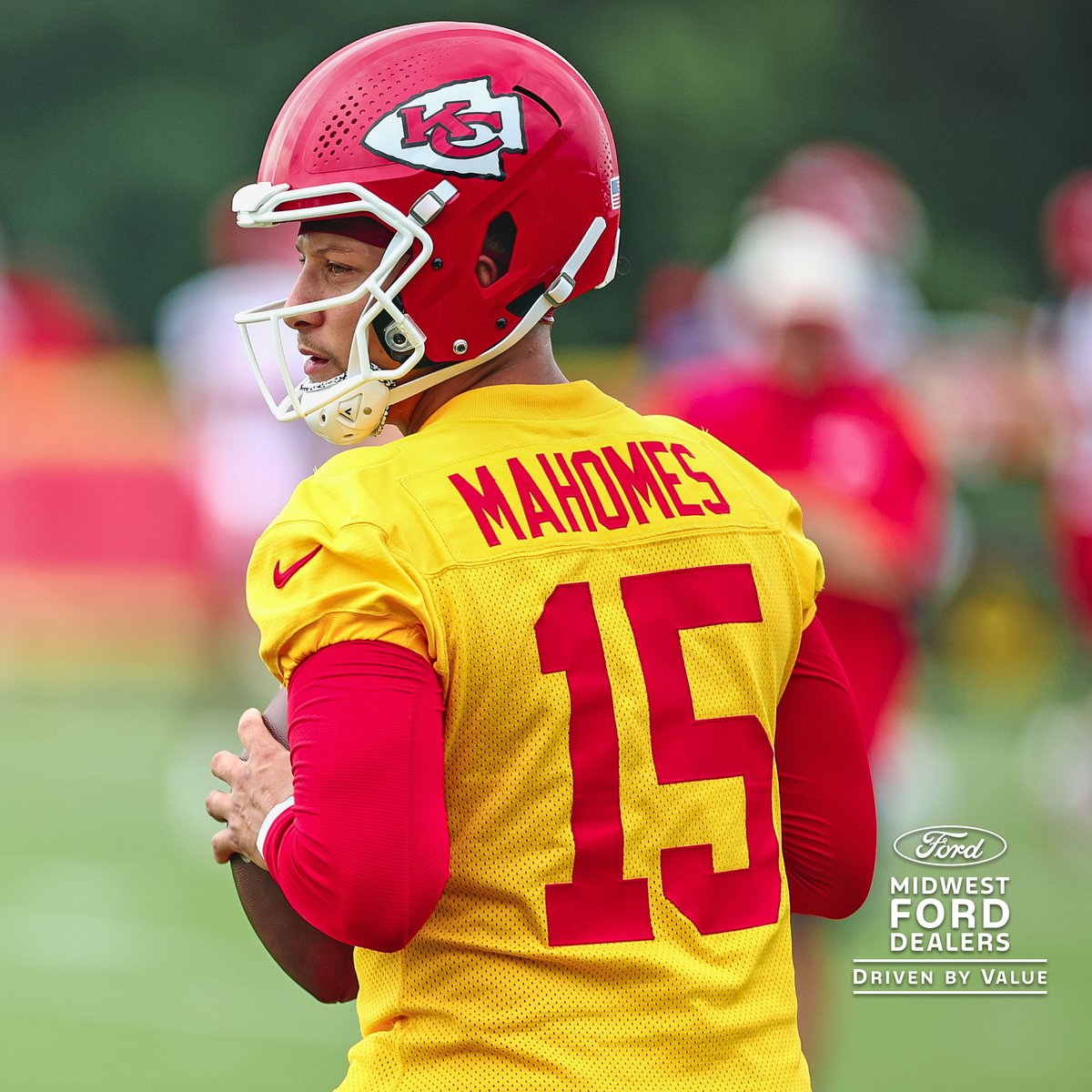 Chiefs's tweet photo. Our first full practice of training camp is complete!