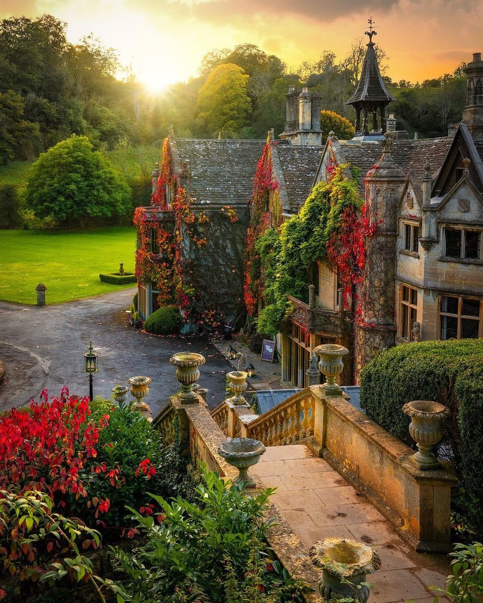 echoesofworld's tweet photo. Cotswolds, England https://t.co/wS59YigvK0