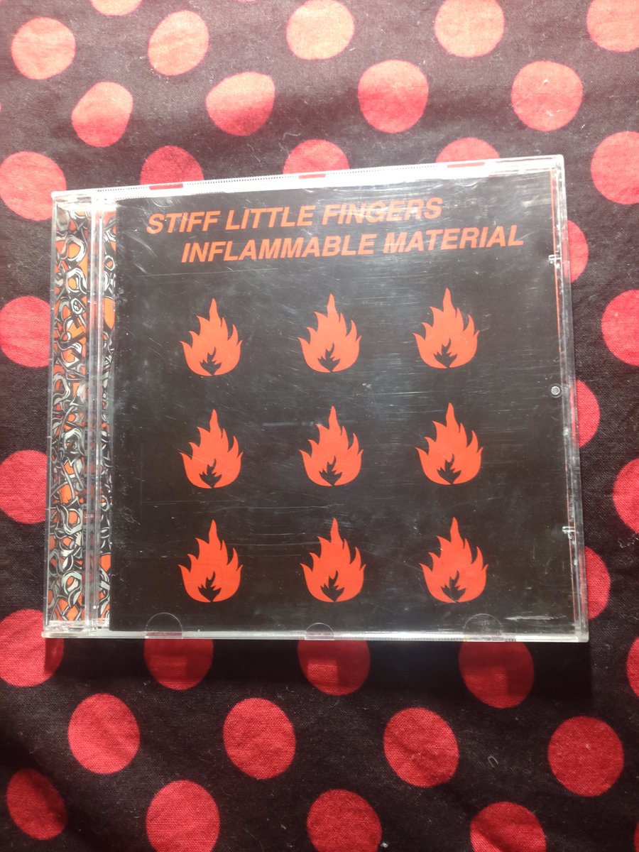 cIbEsZpennrq9Ue's tweet photo. 今朝の2枚💿️🤓🎶
皆様、おはようございます❕️🌄🙂🖐🏻
今日は晴れる☀️そうだけどにわか雨☔降るかもです、昼は蒸し暑いそうです😅
本日も皆様がステキな日になります様に‼️😀✌🏻💖✨🎵
T👕は
DONT TURN AWAY
#DONTTURNAWAY
#THEPRISONER
#OURGENERATION
#STIFFLITTLEFINGERS
#INFLAMMABLEMATERIAL https://t.co/1mx1UTs3wf