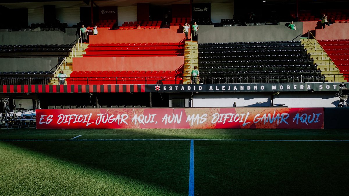 ldacr's tweet photo. ¡El estadio del Tricampeón de Centroamérica, 𝕷𝖆 𝕮𝖆𝖙𝖊𝖉𝖗𝖆𝖑! ❤️🖤

📍Alajuela, Costa Rica 🇨🇷 

🗣️ ¡Vamos Leones! https://t.co/AIXI0LUYYB