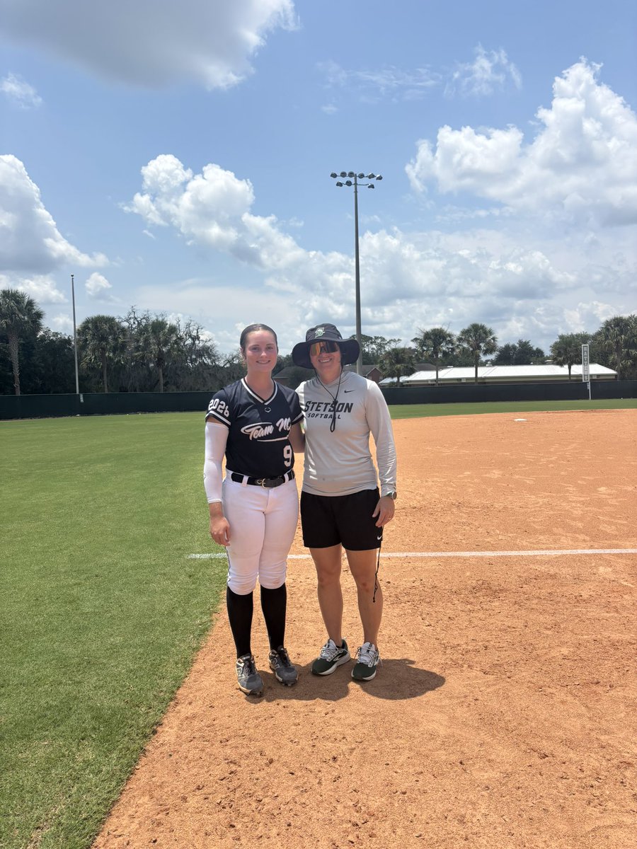 McKinley_Kolasa's tweet photo. Thank you Coach Cousins and @CoachAmanda27 for hosting the @StetsonSoftball Prospect Camp yesterday and Pitching Camp today! I loved coming to DeLand and experiencing what Stetson Softball is all about! I learned some great drills to take home and hope to come to another Camp soon! Go Hatters! #StetsonSoftball #2028grad #TeamNCPolk @TeamNC_Polk @TeamNCSoftball