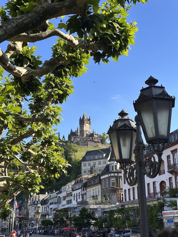echoesofworld's tweet photo. Cochem, Germany https://t.co/lEJVny8Pmq