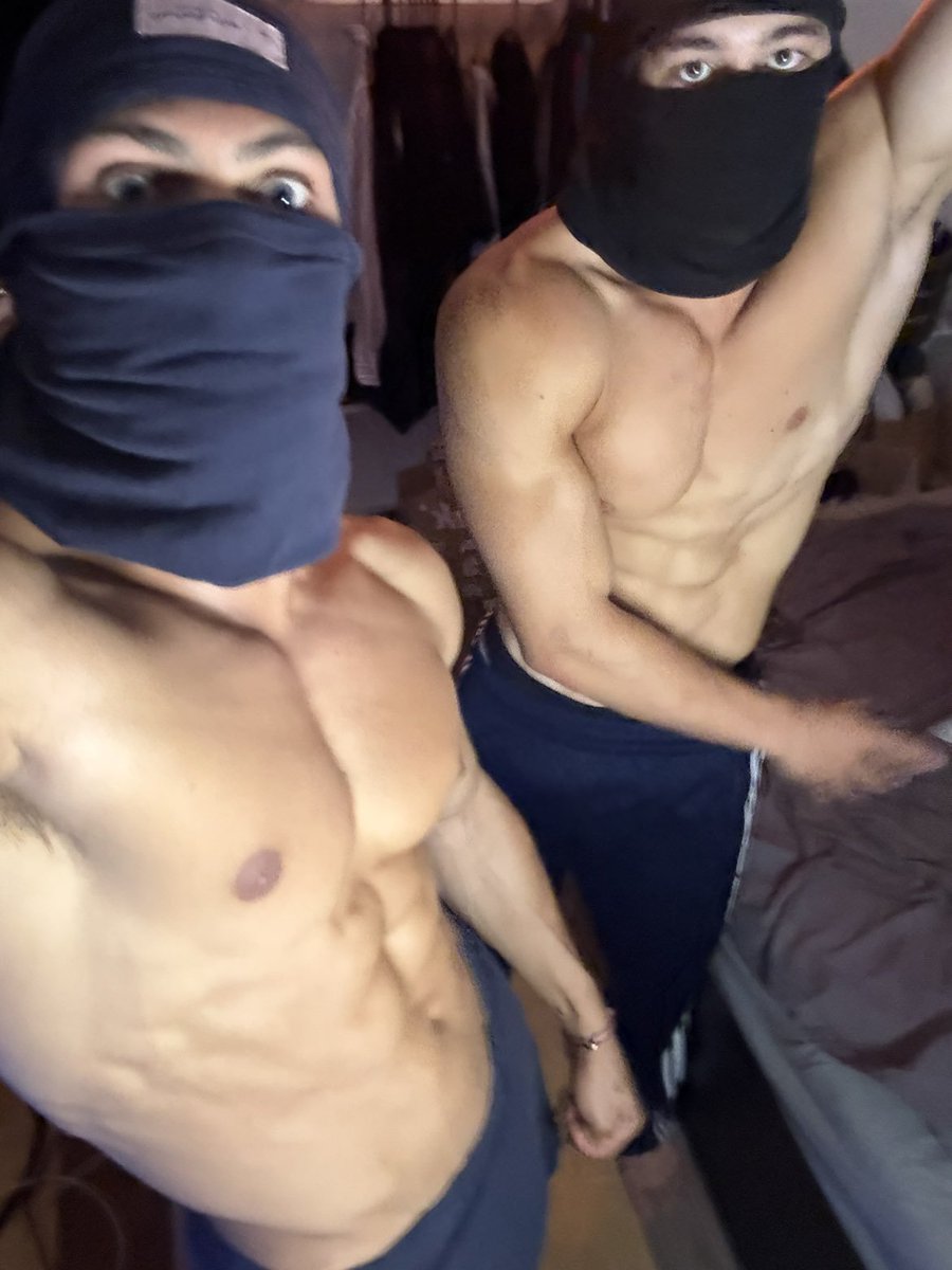 dutchalphaduo's tweet photo. Worship our muscles slaves https://t.co/LzCBx7qcnq