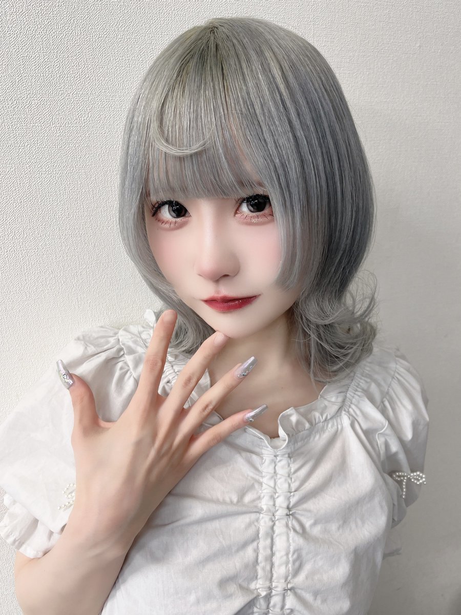 ASTRAILLtsubaki's tweet photo. おはよーー https://t.co/HWGzquC7xs