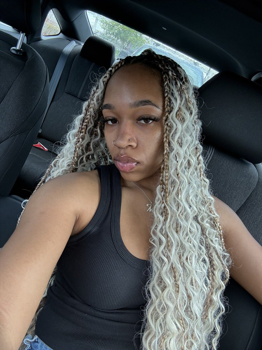 THEMYAJANAE's tweet photo. https://t.co/RCVA94wo8g