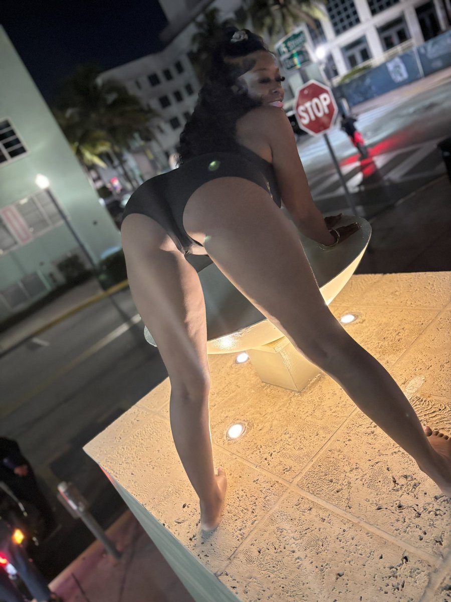 Lindabethy11's tweet photo. Who's dtf lets meetup in NYC or closeby i drive #NYC #Nyxta #NY #freakyteen #FridayFeeling #NYCpride
#NewYorkCity #NewYork #newyorkfreaks #NewYorkYankees #newyorktimes #NYM #NYMets
#NYPD #nycmeetup #nylinks
#nycouples #newyorkmets

https://t.co/DQcYEzPHVx https://t.co/opOCQdZs9D
