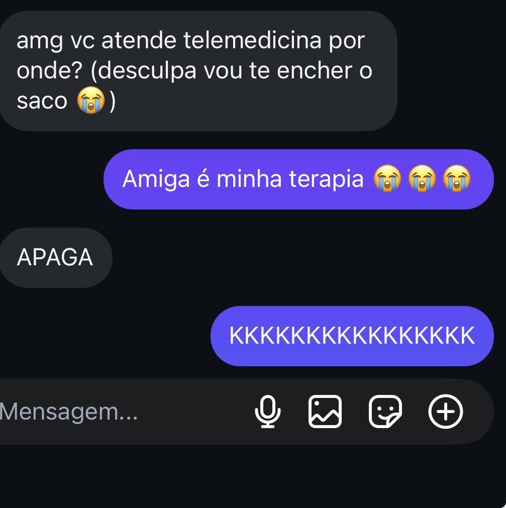 gomesglutem's tweet photo. Postei foto esperando uma call no zoom e tive uma surpresa ! https://t.co/CAKlf7da1j