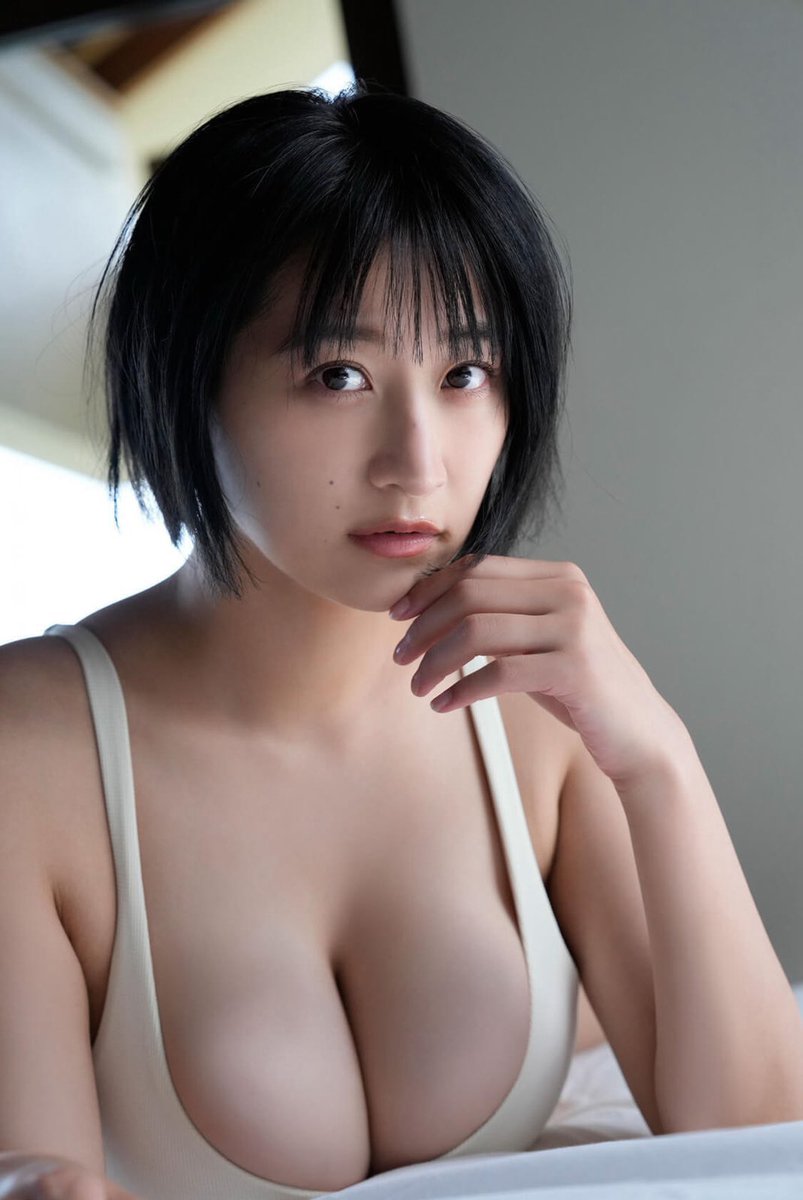 icchinchinchin's tweet photo. 榎原依那ちゃん🩷🩷
ど迫力のデカチチ🩷🩷この子が目の前に現れたらおっぱいに先に目がいってしまうこと間違いなし🩷🩷くびれがしっかりあるところもたまらん🩷🩷 https://t.co/DyeJfUddFM