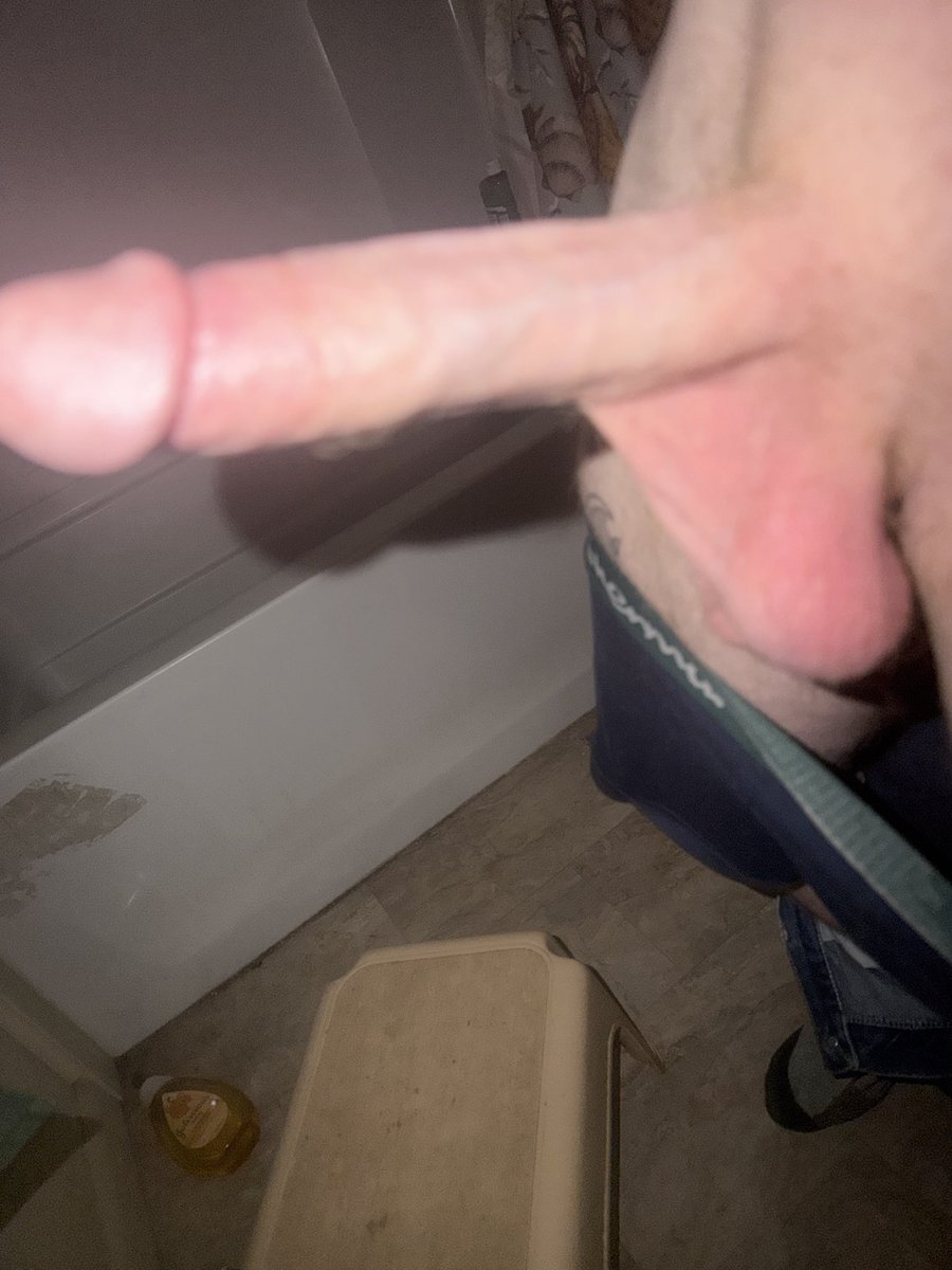 MakingOnlyLuv03's tweet photo. If you’re a good listener hmu https://t.co/FoZ3lazO7Q