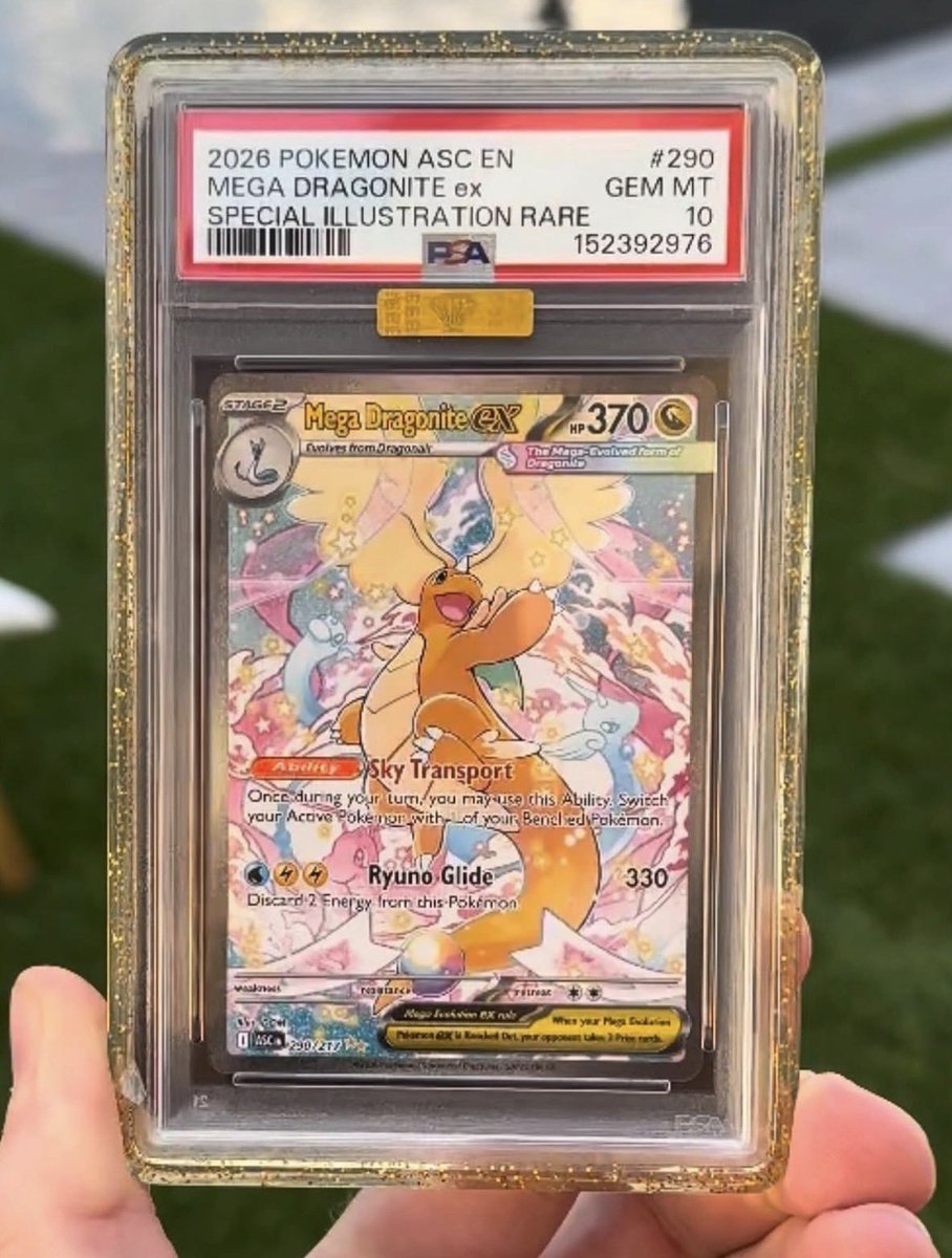 astro_degens's tweet photo. GIVING AWAY this $3000 PSA 10 GEM MINT Mega Dragonite ex Special Illustration 🩷

The artwork is impossible not to smile at.

One of the best modern art works Pokemon has released this year.

Just like, follow and reply to enter, Good luck 🗣️ https://t.co/KjFhjkyi0d