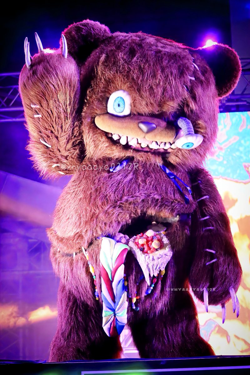 xnyaaaya0212R's tweet photo. １日１ハミ🧸🎪･:*+.
long time no see
ハミクマDEATHｯｯｯｯ！！！！
#USJファン
#USJホラーナイト
#ハミクマ https://t.co/ye1GPf1eym