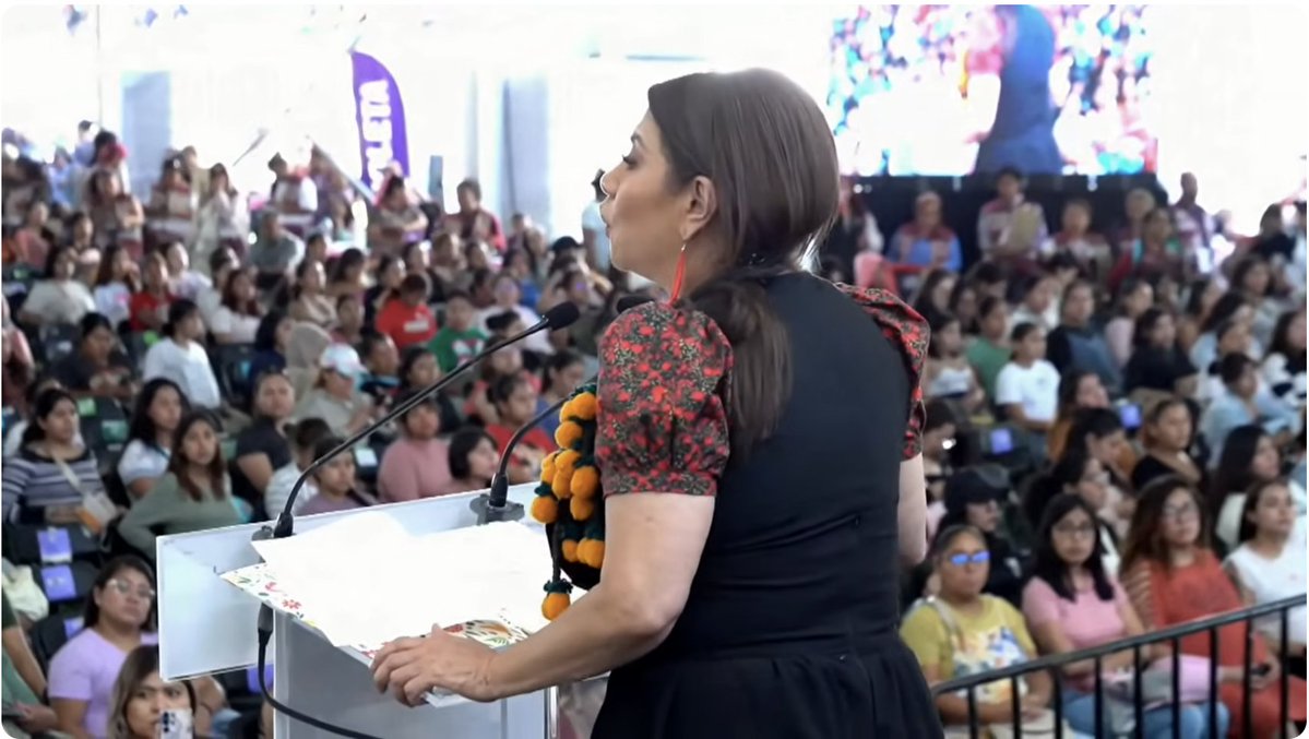 AnitaLomeli's tweet photo. 🤰👶 La jefa de Gobierno, @ClaraBrugadaM, anunció mejoras al programa Mujeres Sanas, Infancias Protegidas para que todas las beneficiarias reciban el apoyo correspondiente a los nueve meses de embarazo, sin importar cuándo se incorporen. Además, reafirmó que en la #CiudadDeMéxico la protección social inicia desde la gestación y continuará con el programa Desde la Cuna tras el nacimiento.