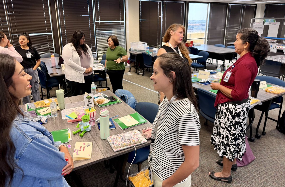 JulieFore21's tweet photo. Our new @dallasschools PreK3 teachers were  engaged in a day of learning and rehearsing as we walked through curriculum resources at NTA today! #DallasISDPreK 🤩
@DrDebbieRamos @DrElenaSHill @AaronDaffern @disdstemmath @StartsWithPrek https://t.co/0wEG3rOH3D