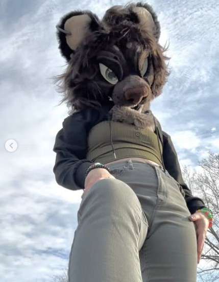 eren_paws1's tweet photo. Wild heart. Soft soul. Endless adventures.ursuit #Furry #FurryFandom #FurryLife #Fluffy #Pawsome #Smile #NeonVibes https://t.co/RpaRMluWwy