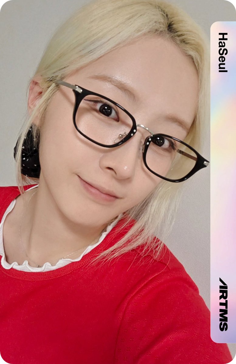 chohaseulglobal's tweet photo. @official_artms 🪐 OBJEKT EVER01
#하슬 #HaSeul #아르테미스 #ARTMS @official_artms #LOONA https://t.co/JRrutHeUFo