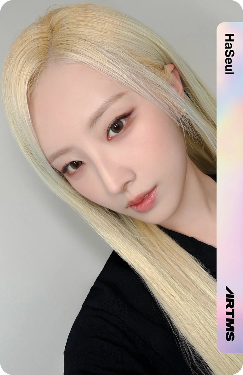 chohaseulglobal's tweet photo. @official_artms 🪐 OBJEKT EVER01
#하슬 #HaSeul #아르테미스 #ARTMS @official_artms #LOONA https://t.co/JRrutHeUFo