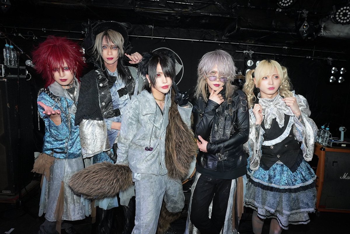 KAKUMAY_JP's tweet photo. 【YouTube】

KAKUMAY TOUR "REBOOT" −THE GOOD NIGHT YOUR− 東京オフショット公開！

https://t.co/oMr6t1DMnS https://t.co/I1i85HcDG3