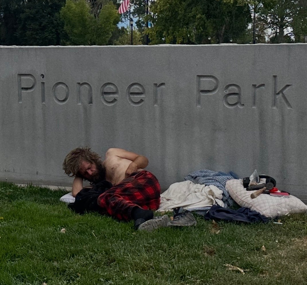 theutahepidemic's tweet photo. It’s hard to imagine why families might have left cities https://t.co/oMUc4ibRmF
