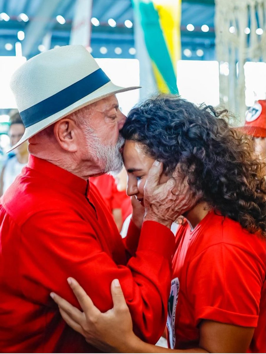 josedvan19's tweet photo. MEU VOTO É 🌹!!! 
É🌹 NO CAMPO!!! 
É 🌹 NA CIDADE!!! 
É 🌹 NO BRASIL!!! 
Pra um bom eleitor, 
Poucas palavras 
Bastam, É 🌹... https://t.co/pBaatX0kTa