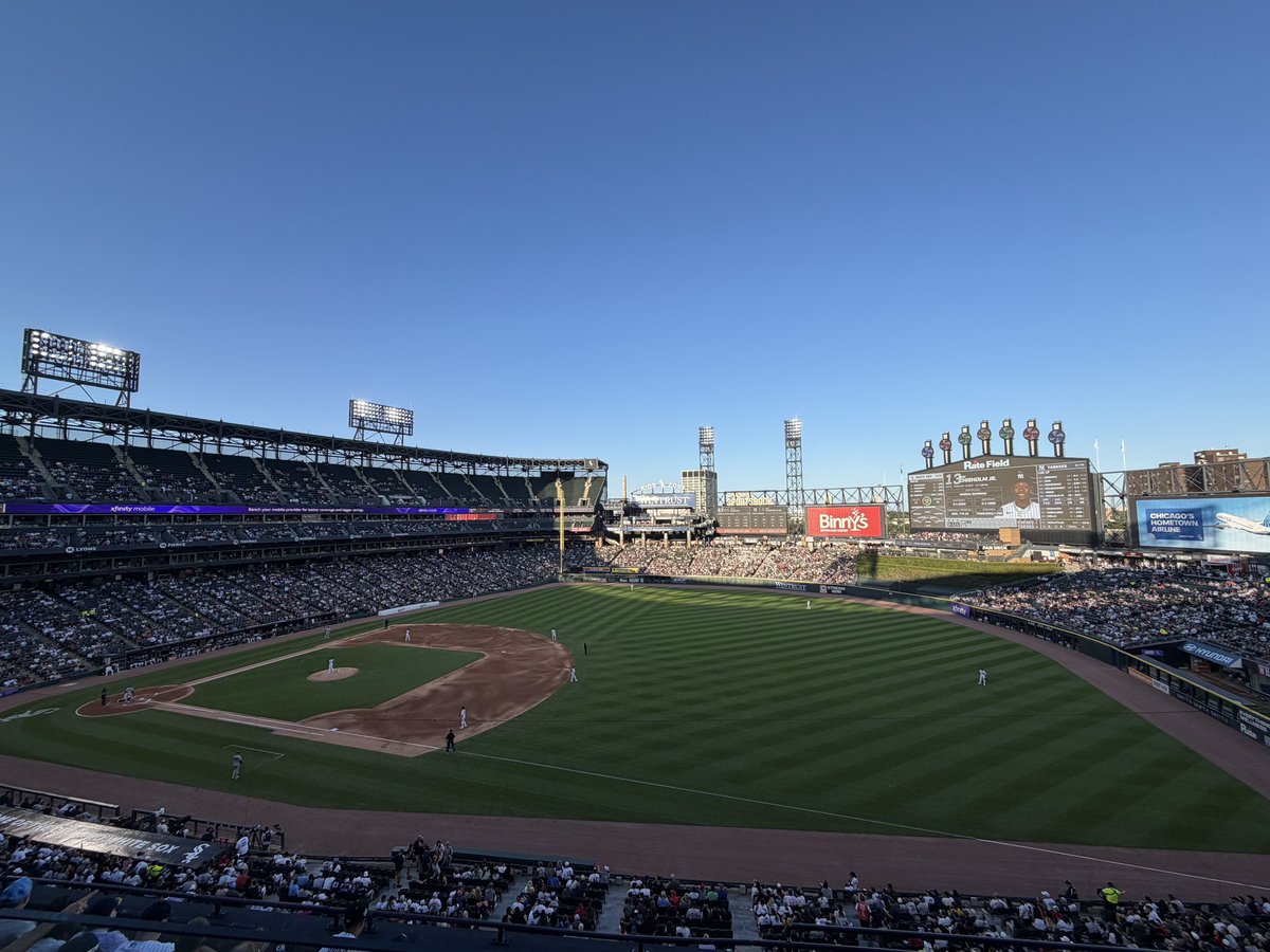 MSchweizer68's tweet photo. Had an awesome interview a little bit ago with former Reed-Custer standout pitcher Brent Headrick, now a huge piece to the New York Yankees bullpen. Now I get to have this as my office while I do some writing tonight. Brent’s story will be in print Saturday and online before then https://t.co/YYDL6Hmc9J