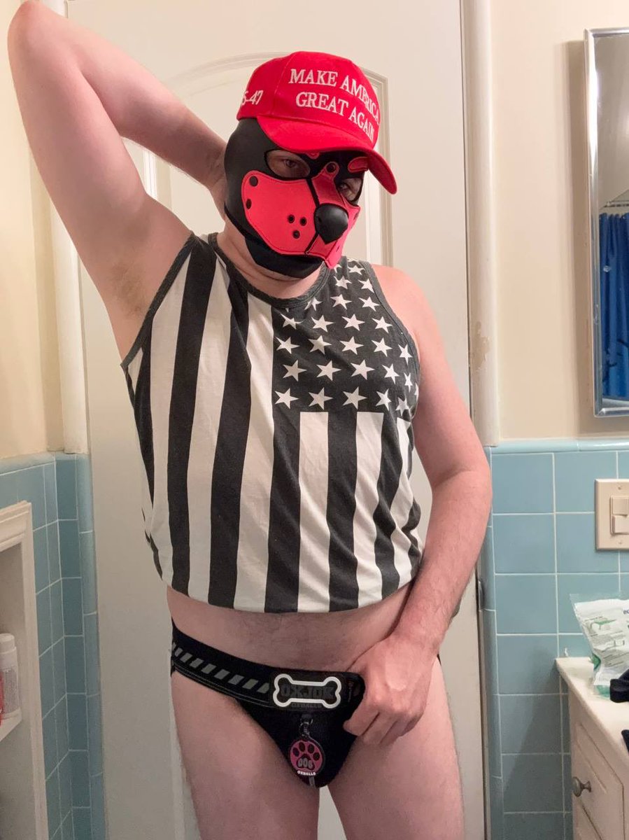 RedpillBro29's tweet photo. Calling all MAGA Mutts! Come claim a place in my pack and help spread the redpill. Let’s get wor$e together!😈👌🏻#redpill #findom #pits https://t.co/DOLXpL7cN4