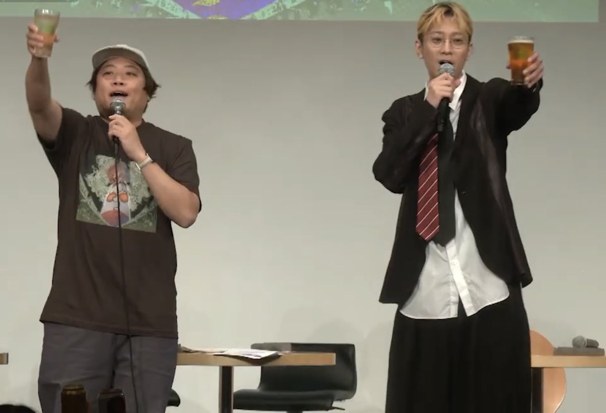 audible_eguchi's tweet photo. ＼配信スタート！／

#リスナーと江口 
最初で最後の番組イベント！
#江口拓也 以外全員素人による異質な宴🍻2年4ヶ月の集大成、是非ご覧下さい！

販売期間：8月6日（木）21:00まで
視聴期間：8月6日（木）23:59まで

↓特典映像付きのチケットは下記URLから↓
https://t.co/yfdj5SVx6Z https://t.co/JtrzgaeYyF