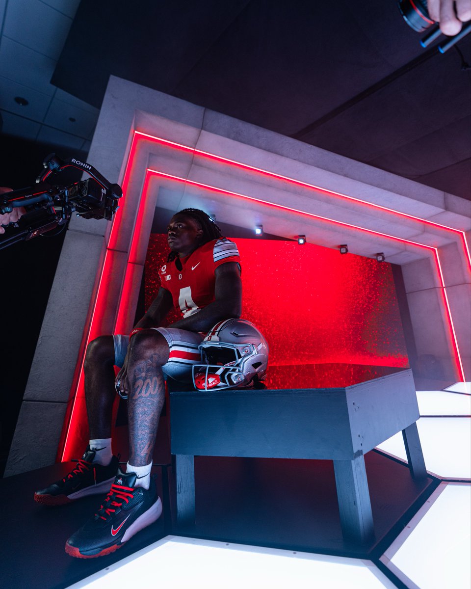 OhioStateFB's tweet photo. Something about that scarlet &amp; gray 🤩 https://t.co/HOsQ381jDR