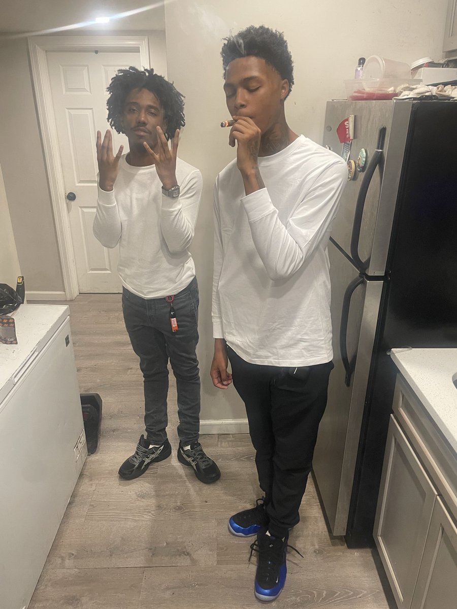 iseedeadopps_'s tweet photo. I love you bruh we never far apart I’m sorry we wasn’t talking but yk we better den that tell Mike n diddy I love em hold it down gangsta ima do my part❤️ #NLMB #Freemyhood https://t.co/HO5rQlRyXr