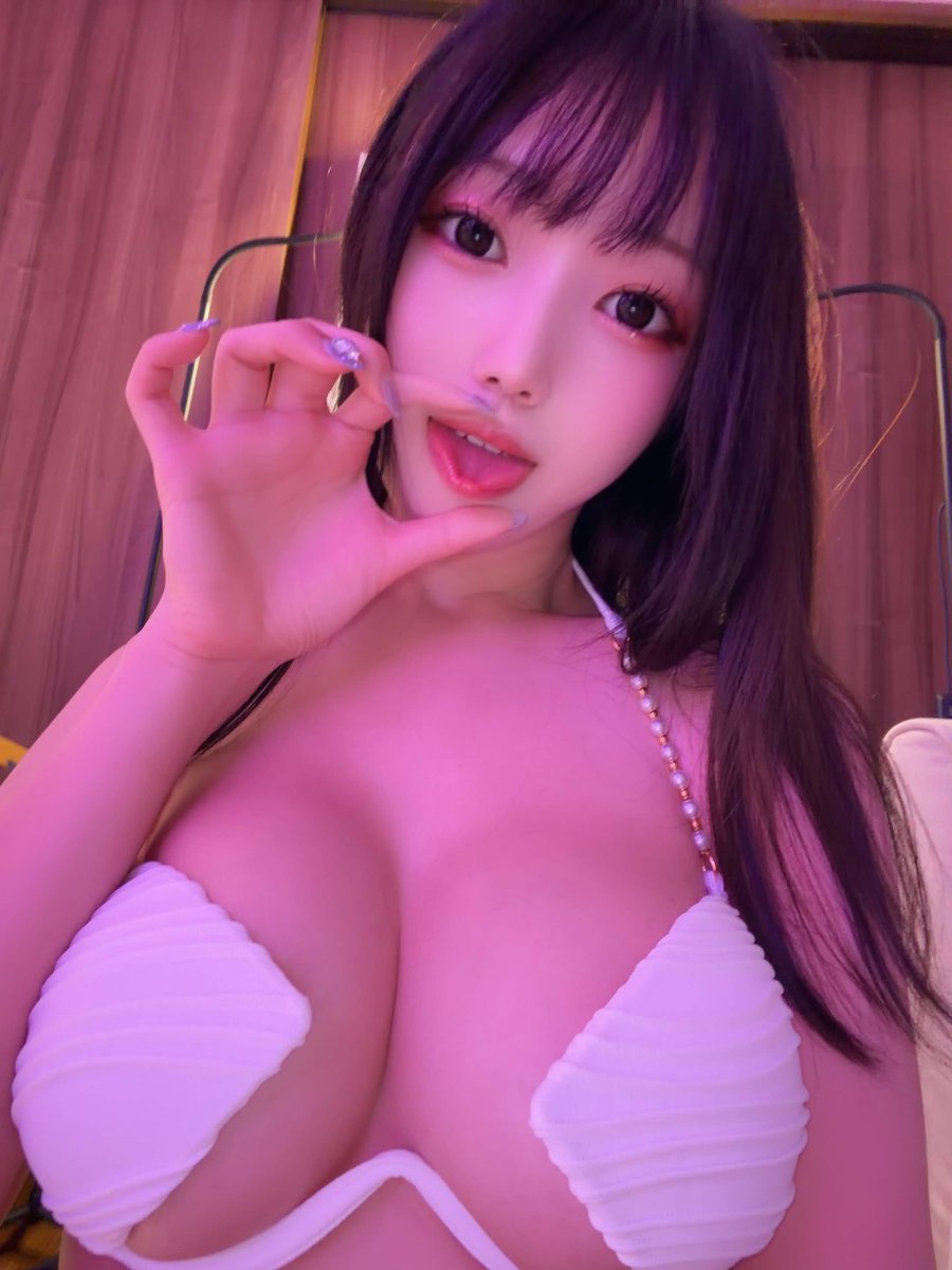 yunayuna998877's tweet photo. え～、まだ出しちゃダメだよ～？💗 https://t.co/O9M139BdL1
